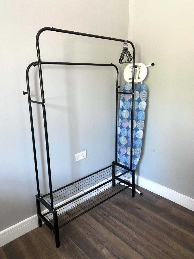 에일즈베리 2 Bed Town Centre Nr Theatre Free Park Wi-Fi & Garden 아파트 외부 사진